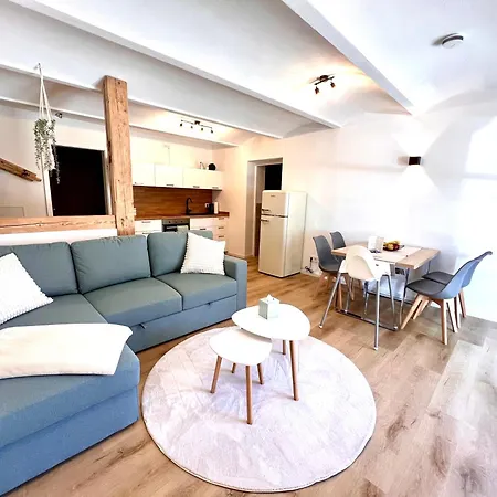 Wettelsheim Апартаменты Тройхтлинген
